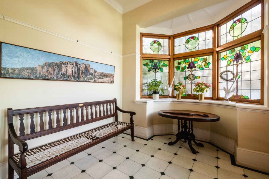 To Let 4 Bedroom Property for Rent in Oranjezicht Western Cape